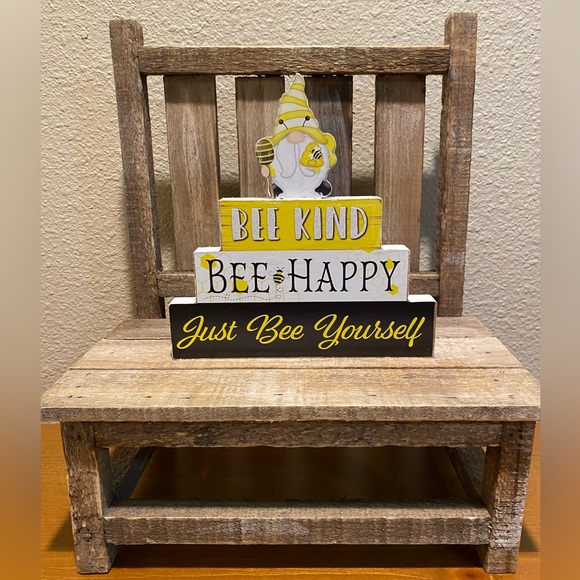 Bee Kind Bee Happy Just Bee Yourself Gnome Wood Sign, Honey Bee Gnome Sign - Picture 2 of 11